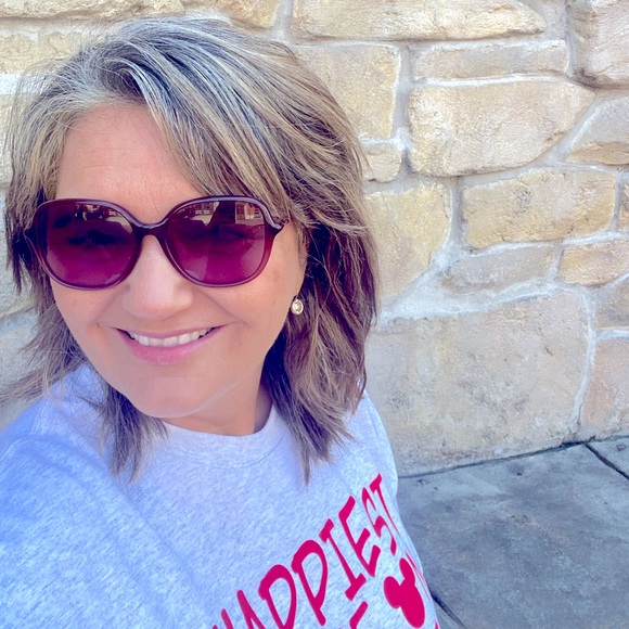 Meet your Posher, Kim - Picture 1 of 1